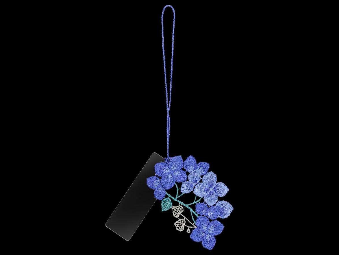 Lecien-Amulet-Design-Registration-2024-0001797172000003